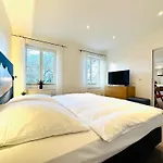 Waldblick Duo- 7 Personen- 2 Baeder- Waschmaschine-parkplatz Daire Wolfsburg