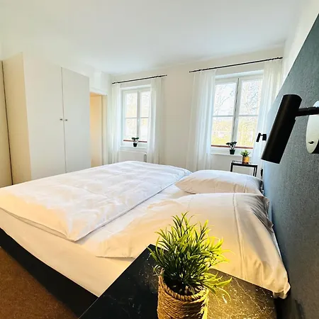 Waldblick Duo- 7 Personen- 2 Baeder- Waschmaschine-parkplatz Lejlighed Wolfsburg